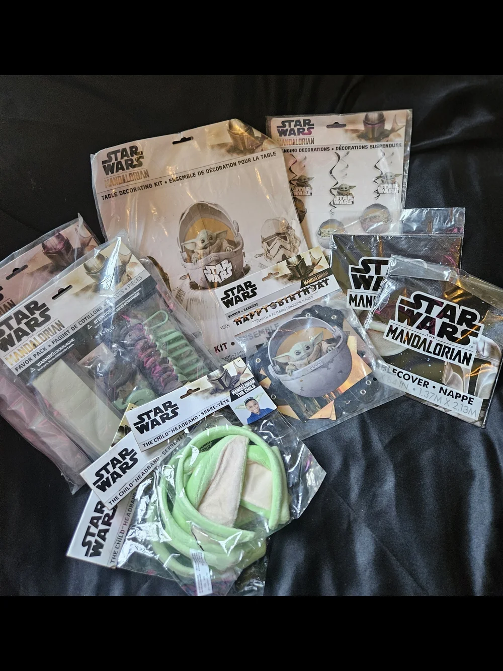 Star Wars The Mandalorian Grogu Kids Party Accessories Kit - Green